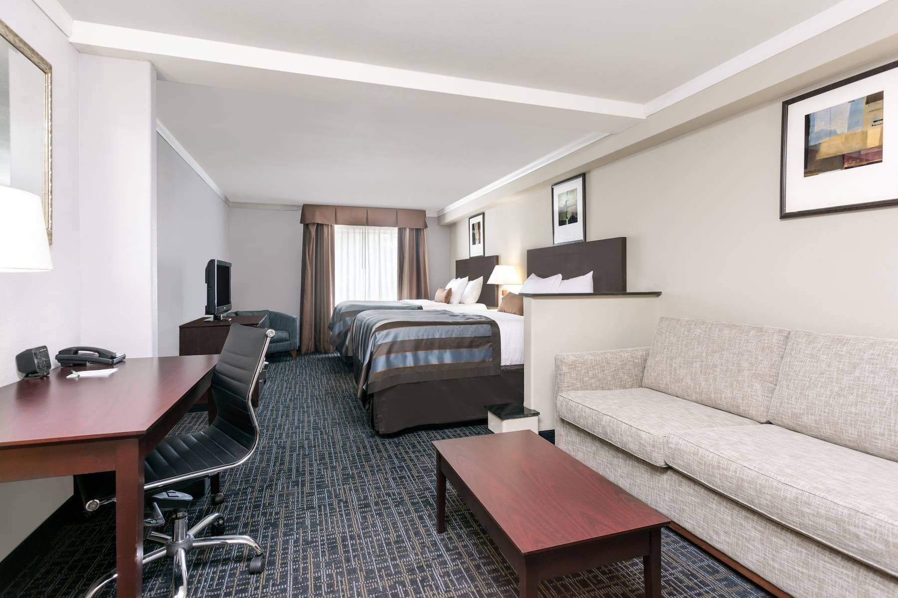 Wingate by Wyndham Athens Near Downtown