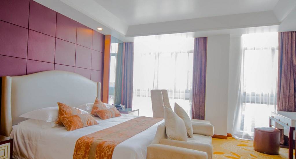 Nanjing Hotel ( Lugogo Branch )