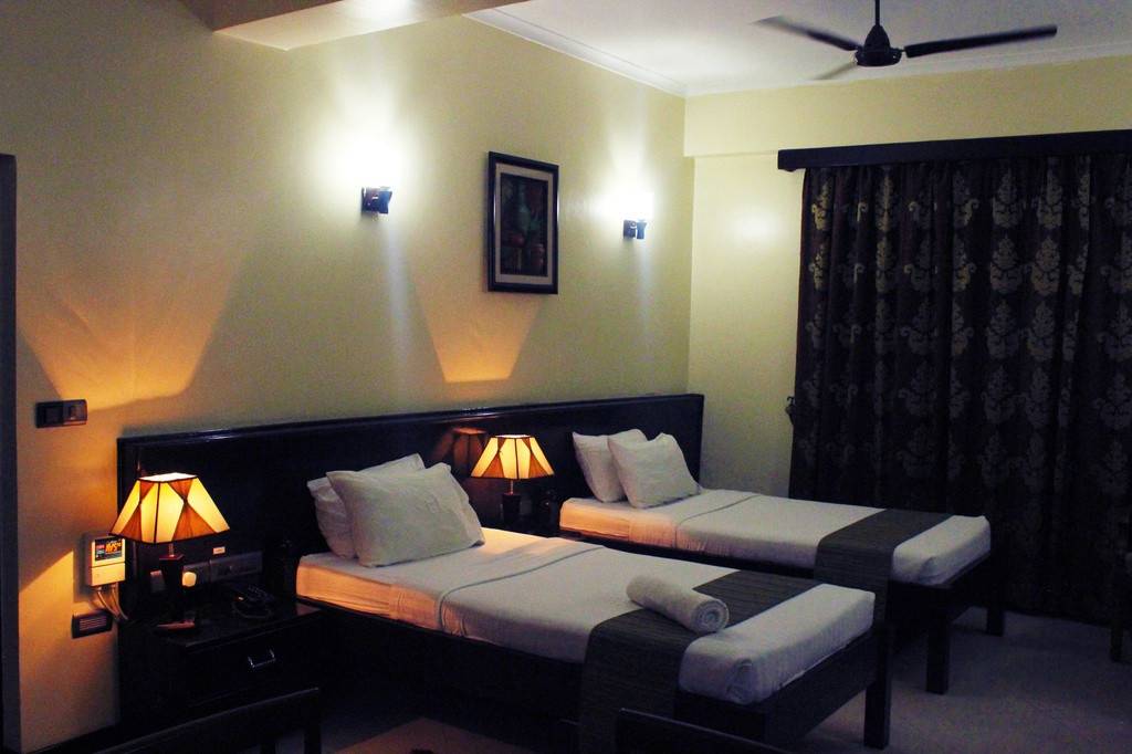 Saphire Court Hotel