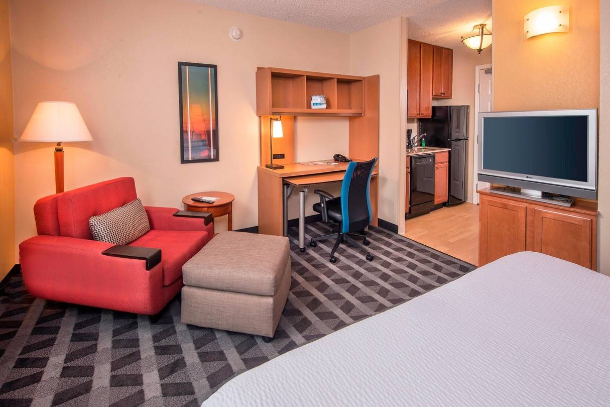 TownePlace Suites by Marriott Clinton at Joint Base Andrews