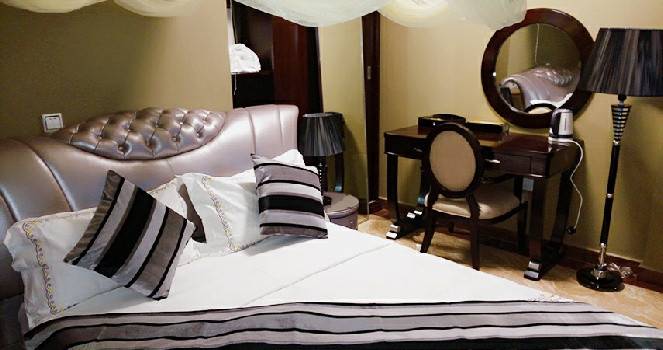 G. Town Hotel