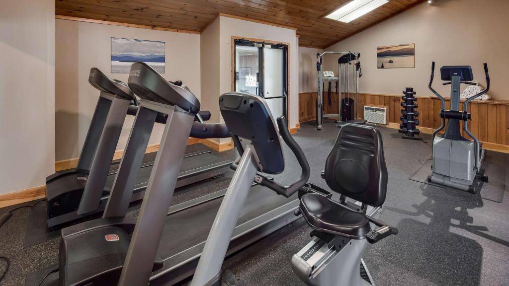 Best Western Plus Windjammer Inn & Conference Center