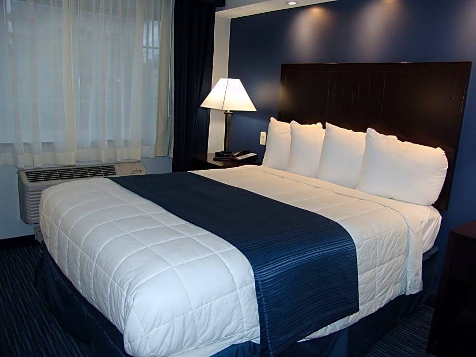 Quality Inn Syracuse Carrier Circle