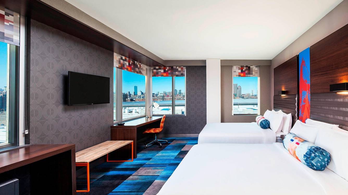 Aloft Boston Seaport District