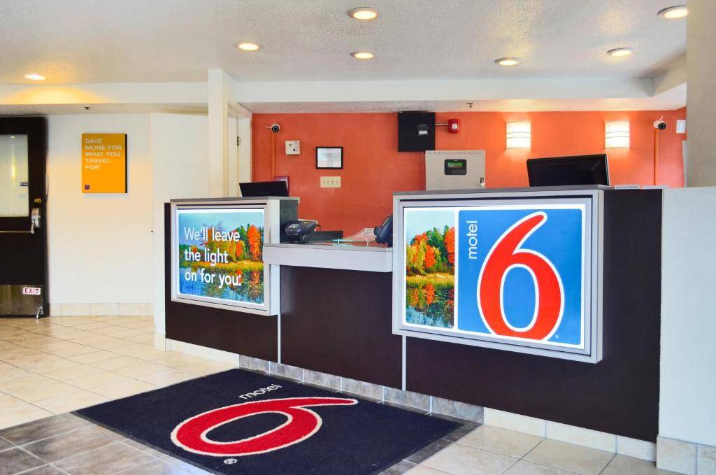 Motel 6 Syracuse