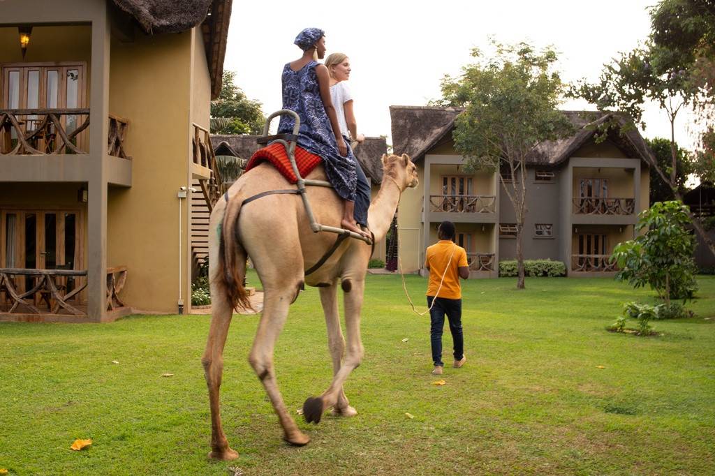 Weru Weru River Lodge