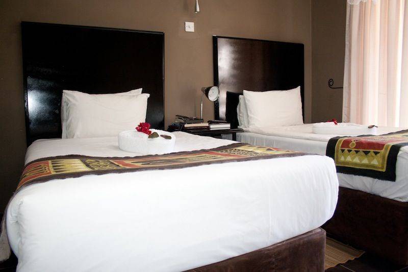 Kamanga Lodge & Hotel
