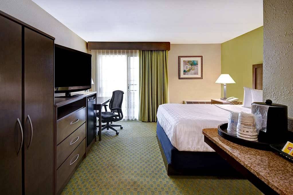 Best Western Plus The Inn & Suites at the Falls