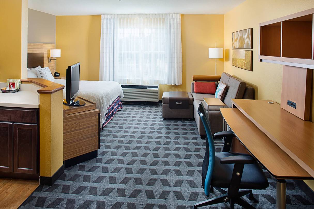 TownePlace Suites by Marriott Manchester-Boston Regional Airport