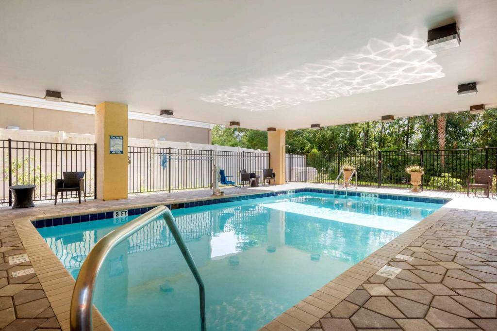 Comfort Suites West Jacksonville