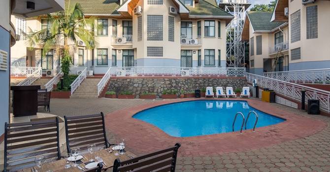 Gold Crest Hotel All Suites