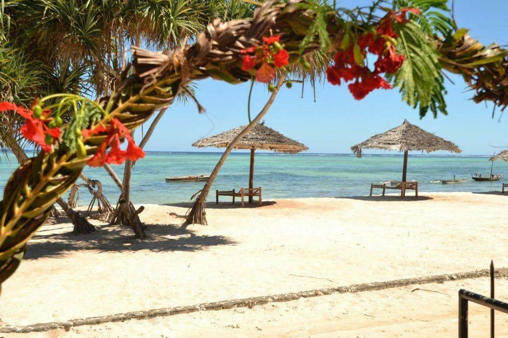 La Madrugada Beach Hotel & Resort