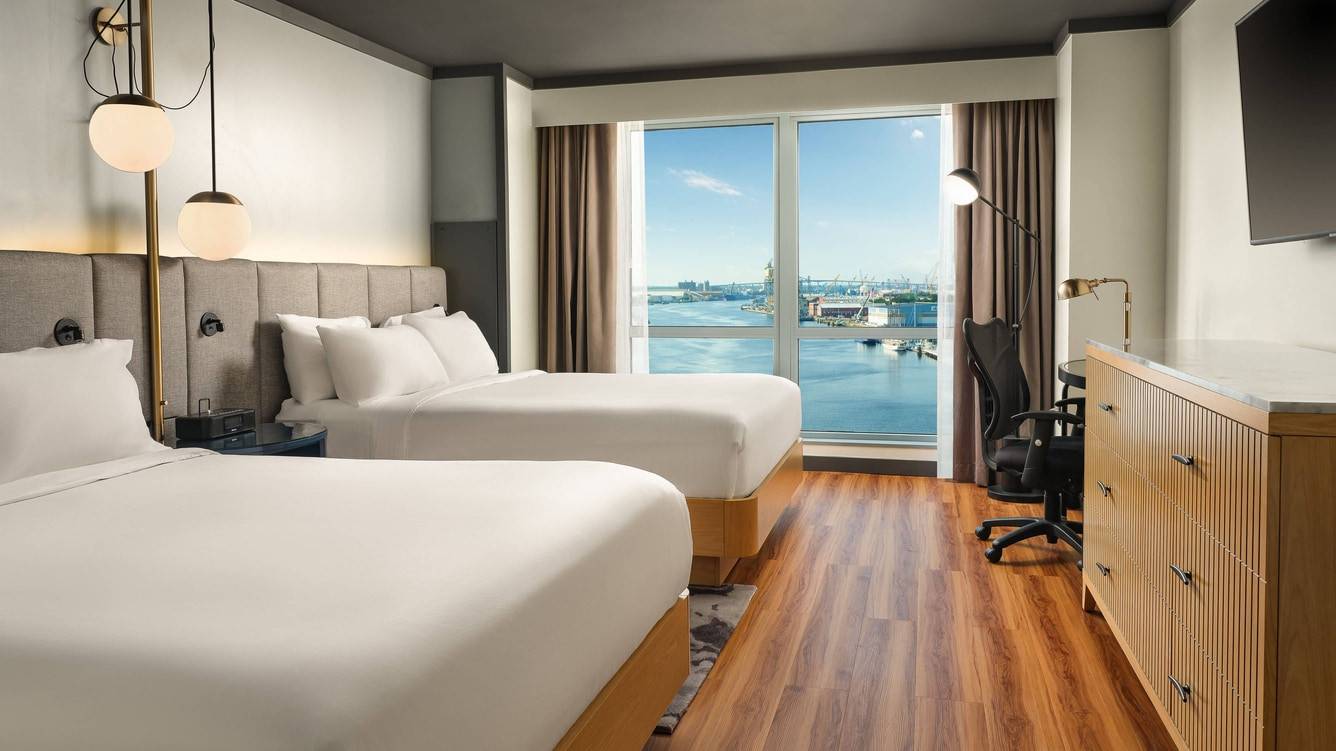 Renaissance Portsmouth-Norfolk Waterfront Hotel