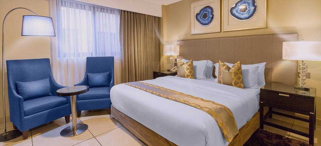 Oak Plaza Hotel, East Airport