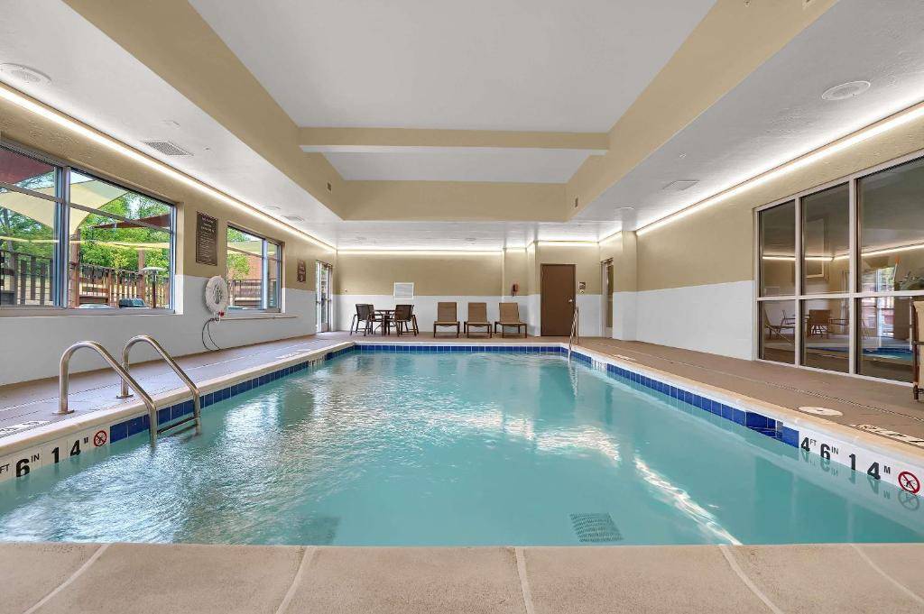 Best Western Plus Executive Residency Fillmore Inn