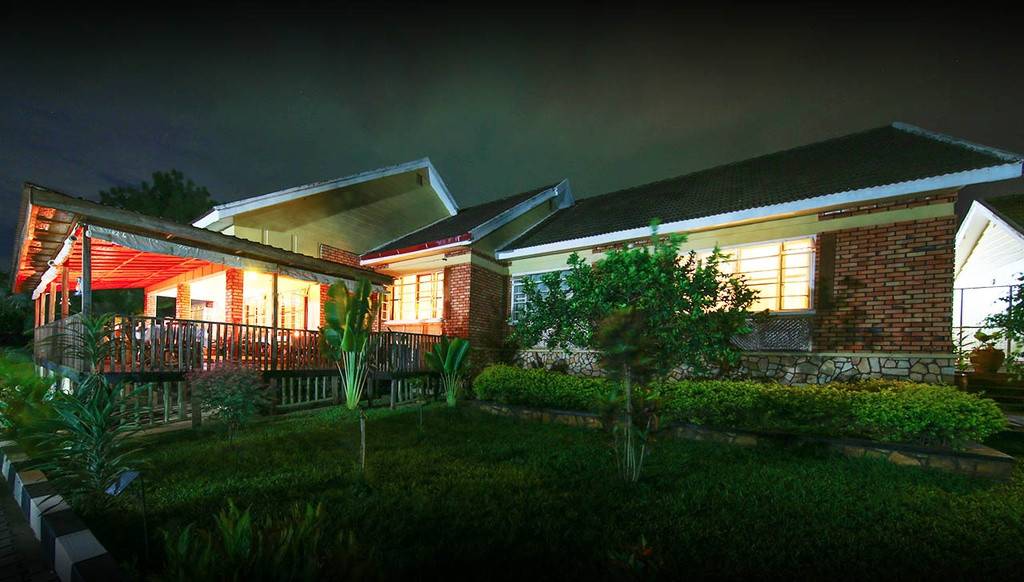 Papyrus Guesthouse Entebbe