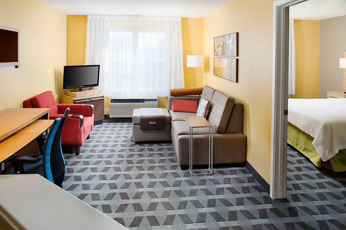 TownePlace Suites by Marriott Manchester-Boston Regional Airport