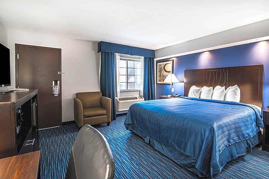 Quality Inn Syracuse Carrier Circle