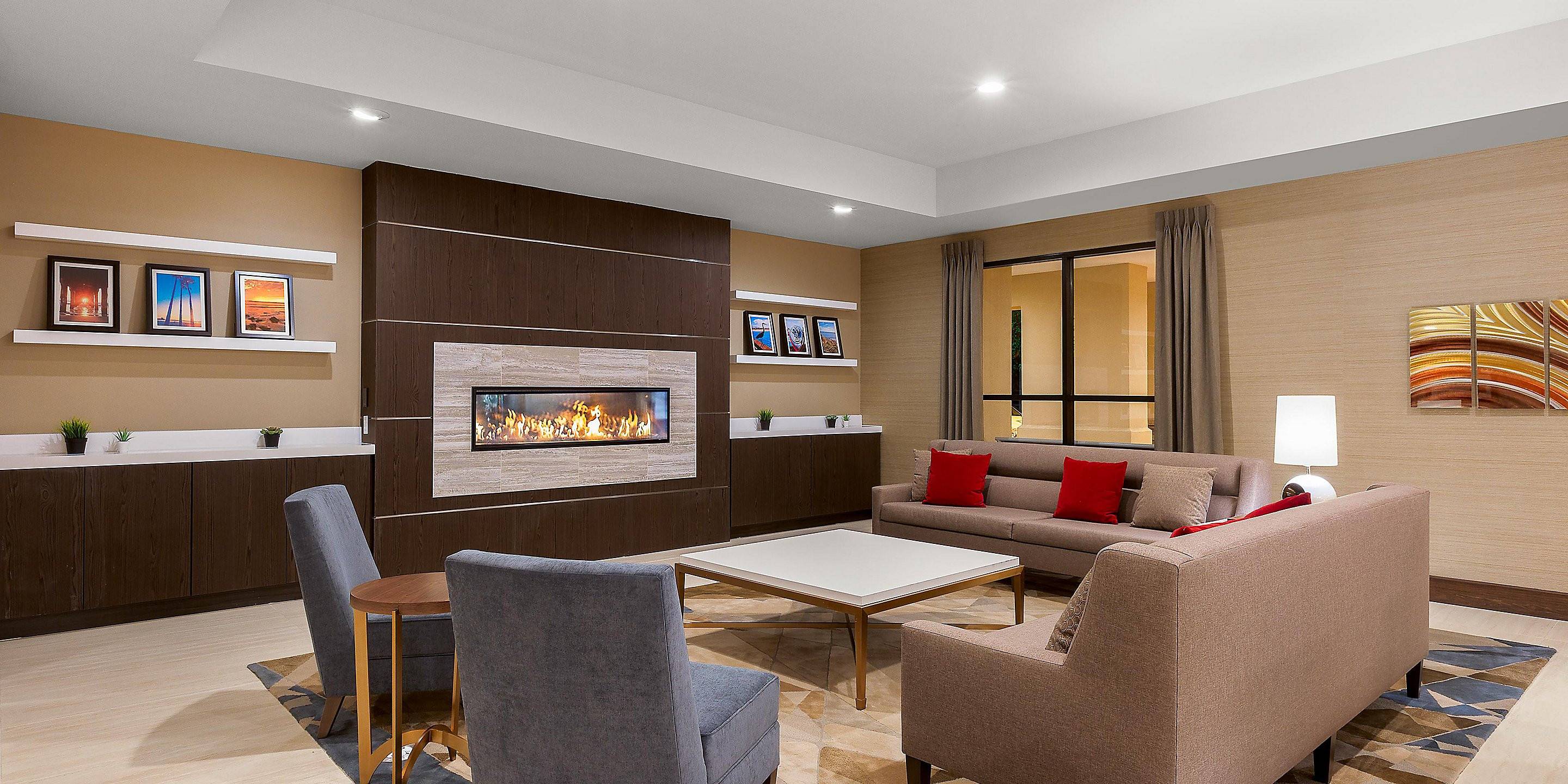 Holiday Inn La Mirada
