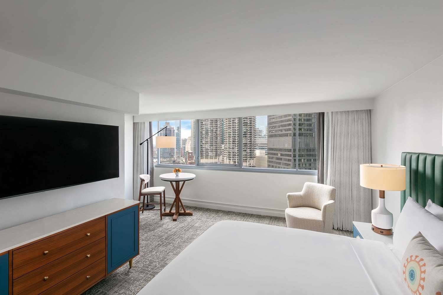 Wyndham Grand Chicago Riverfront