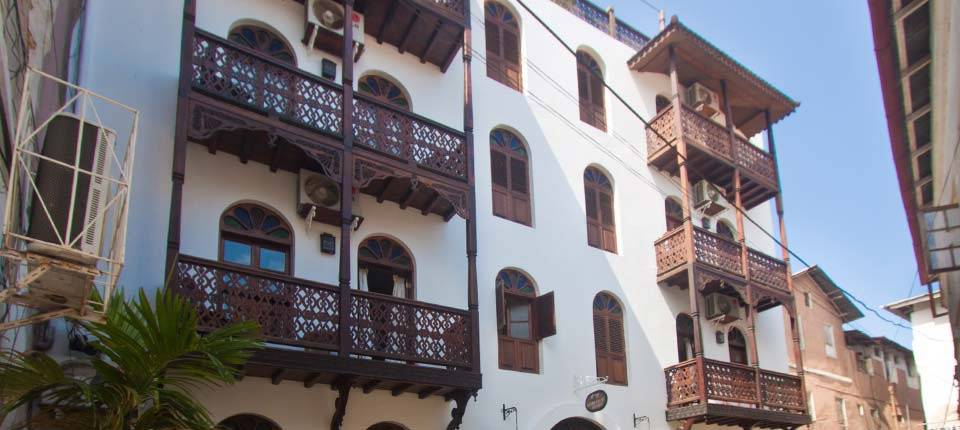 Asmini Palace Hotel