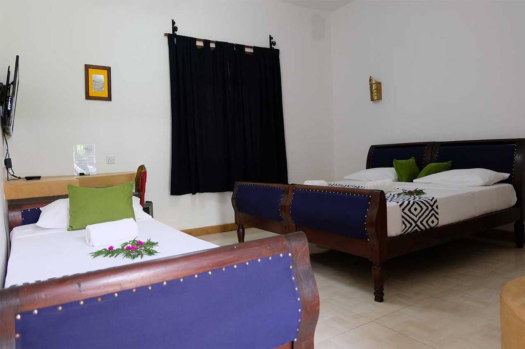 27 Cafè Zanzibar Airport Hotel