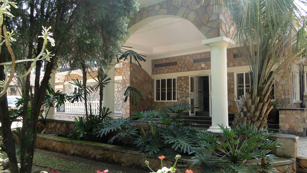 Entebbe Palm Hotel