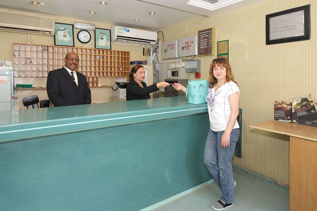 Al Bustan Tower Hotel Suites