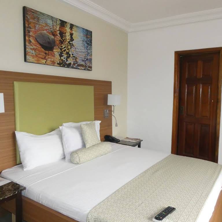Hotel Prestige
