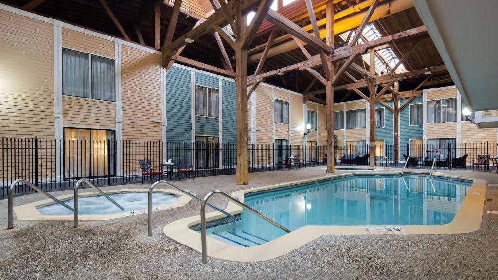 Best Western Plus Como Park Hotel