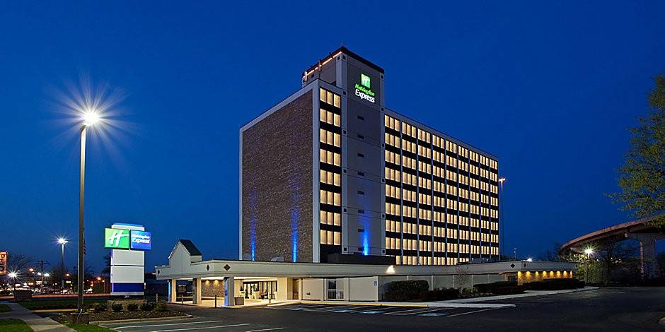 Holiday Inn Express Washington DC SW - Springfield
