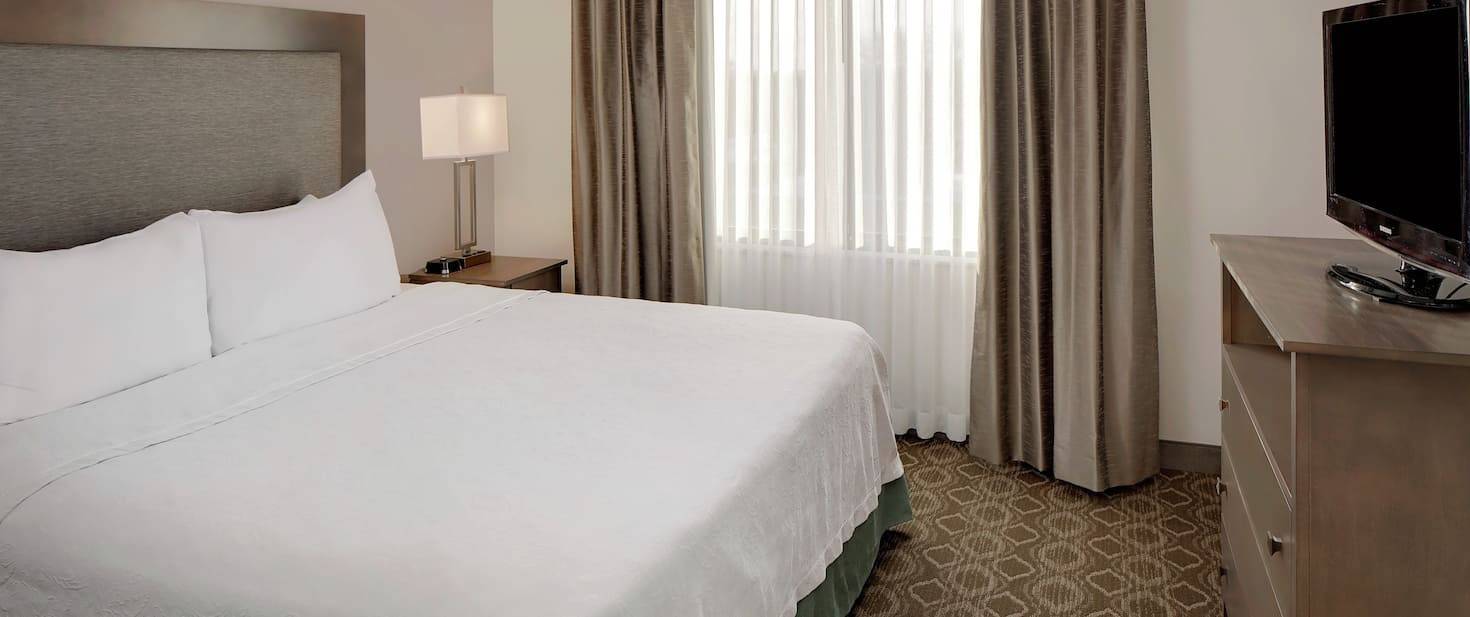 Homewood Suites by Hilton Minneapolis-Mall Of America