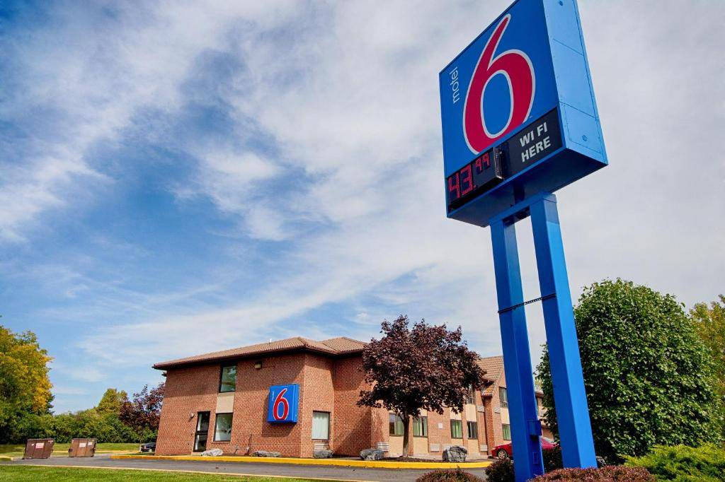Motel 6 Syracuse
