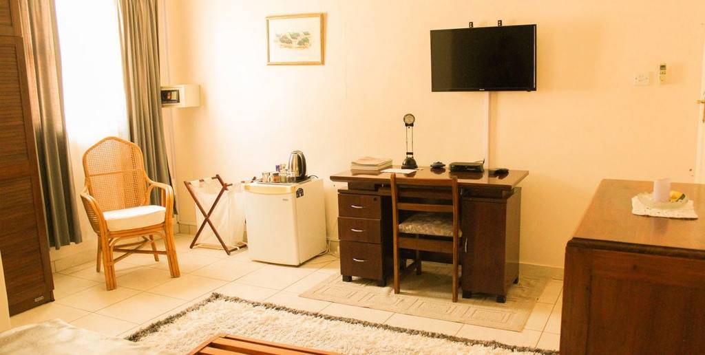 Lowden Lodge